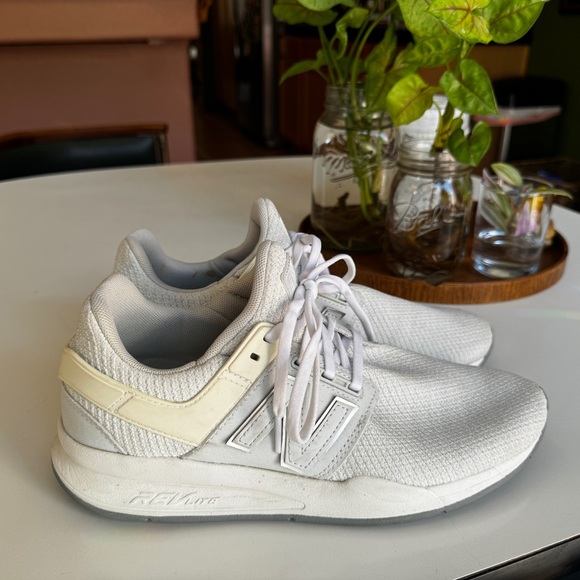 Used * New Balance * WS247 * Size 10 - Picture 3 of 5